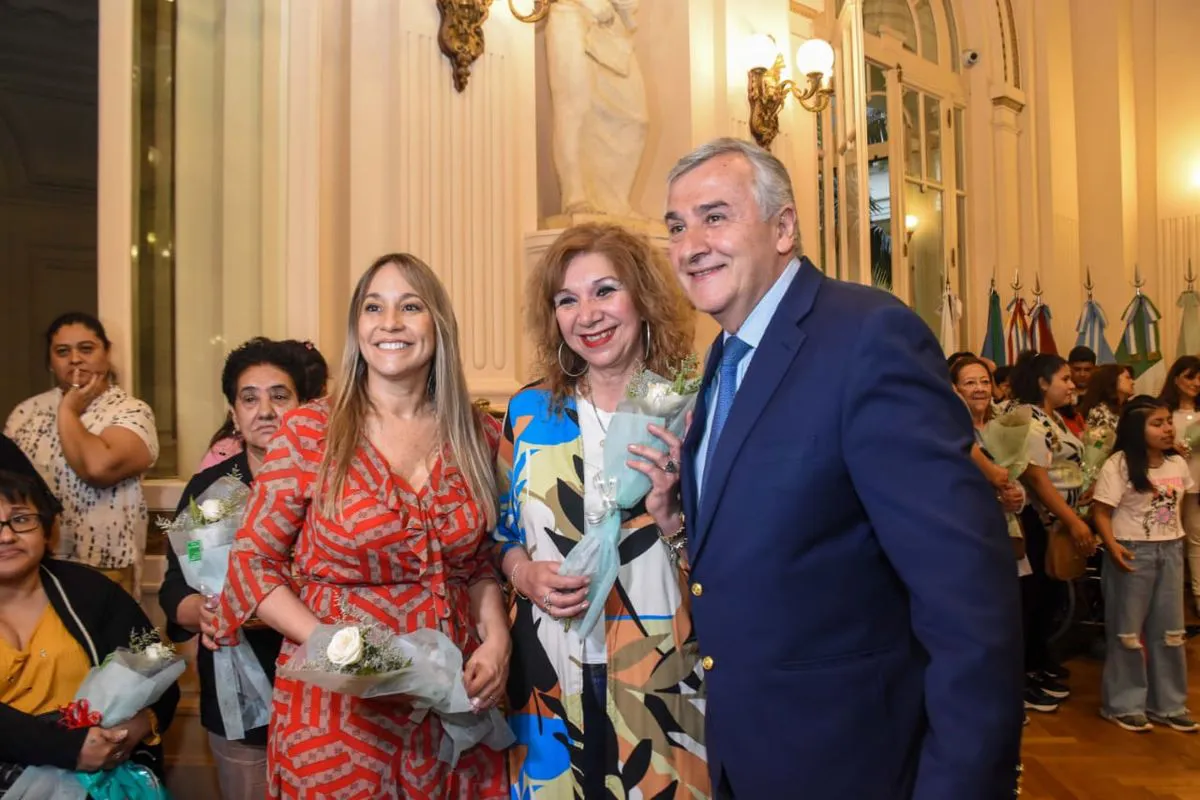 gobernador homenaje